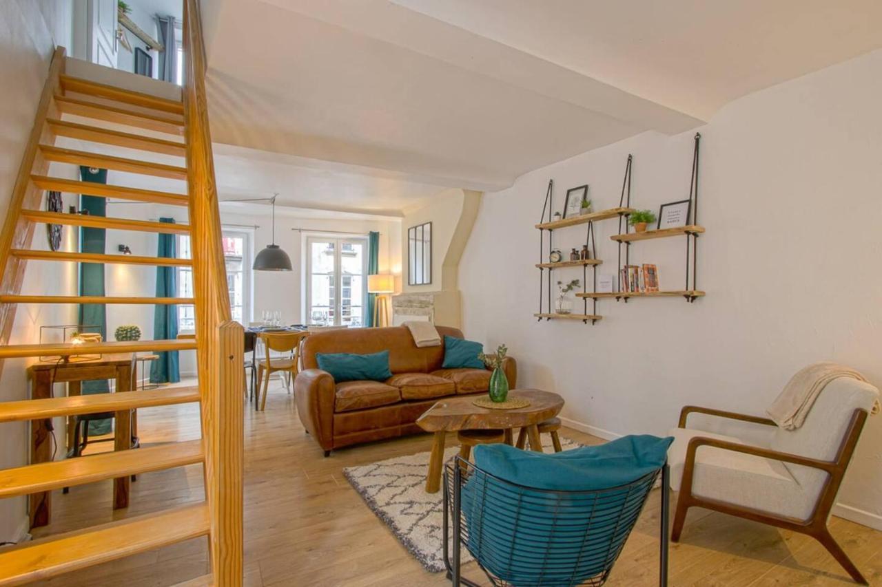Freedom Grand Triplex Lumineux Decoration Contemporaine - Plein Centre Historique Bayeux - Parking Gratuit A Proximite Proche Commerces Restaurants - Plages Du Debarquement Exterior photo